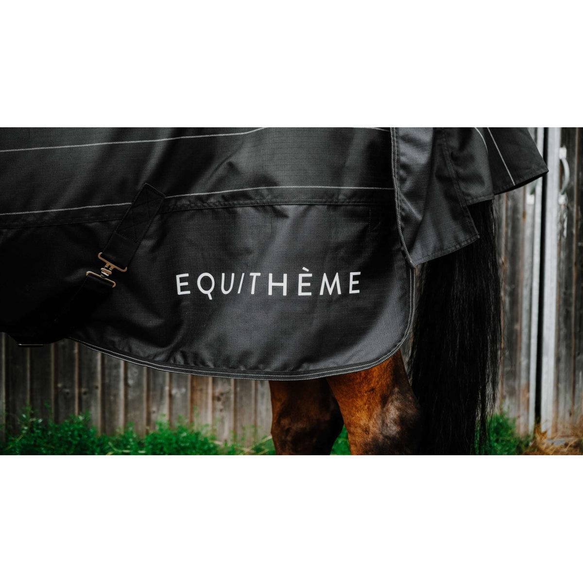 EQUITHÈME Couverture Imperméable Lumin 600D 50g Noir