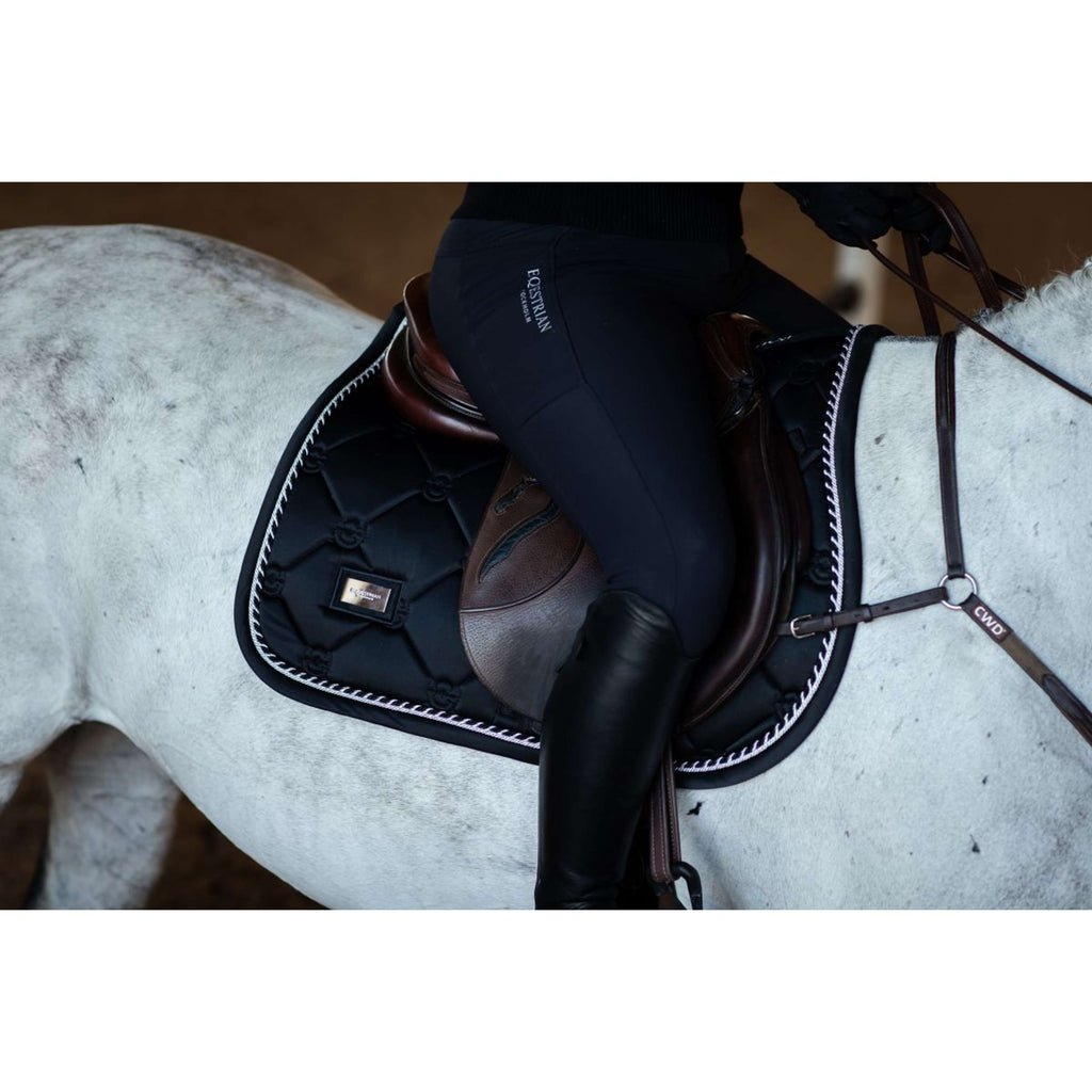 Equestrian Stockholm Tapis de Selle de Saut Black Edition