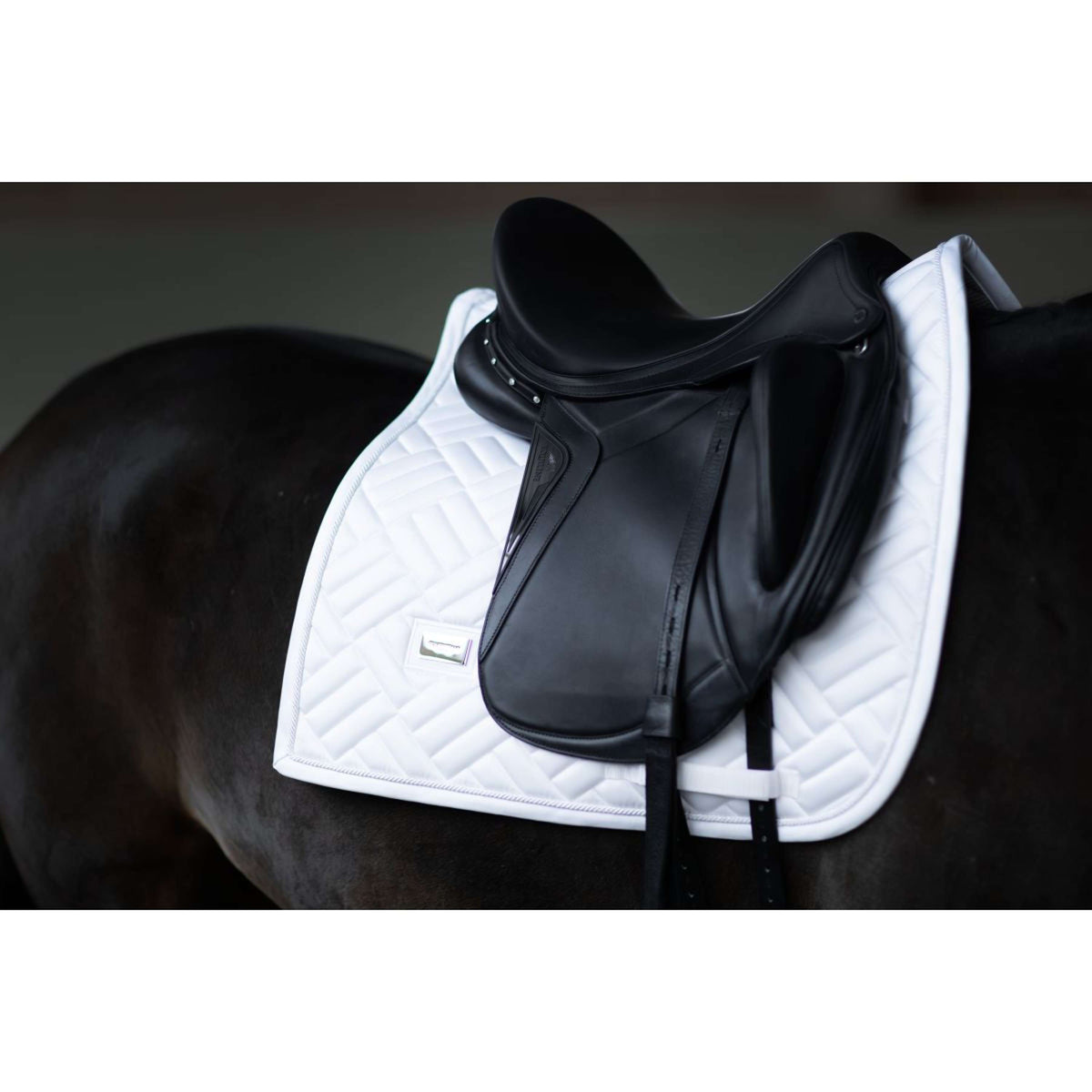 Equestrian Stockholm Tapis de Selle Modern Dressage White Silver