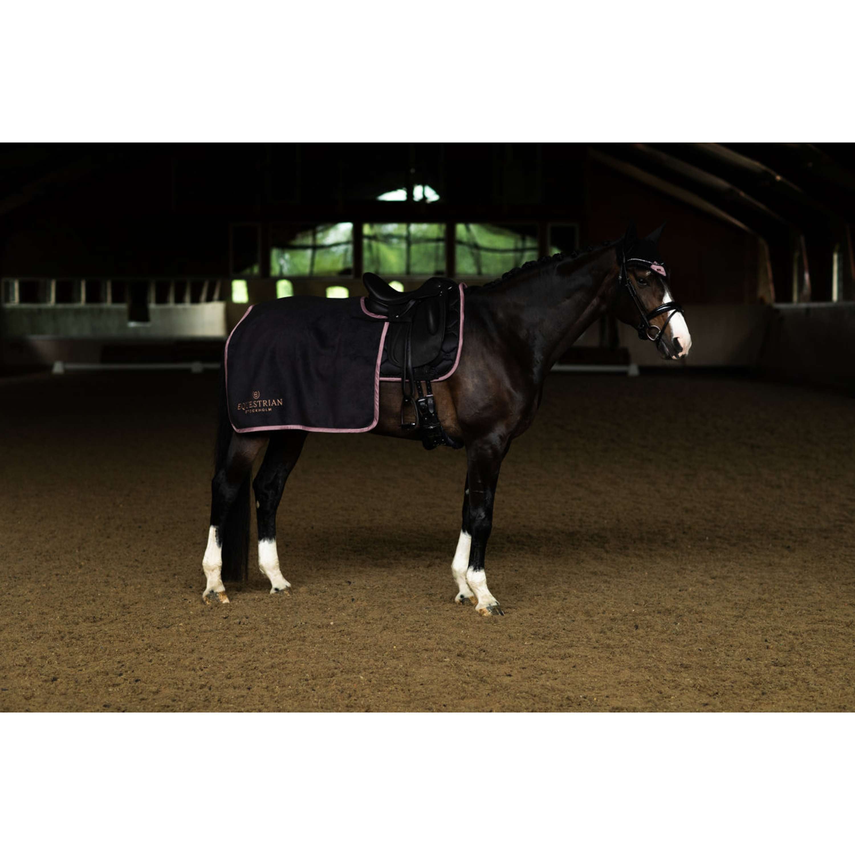 Equestrian Stockholm Couvre-Reins Heavy Fleece Noir/Blush