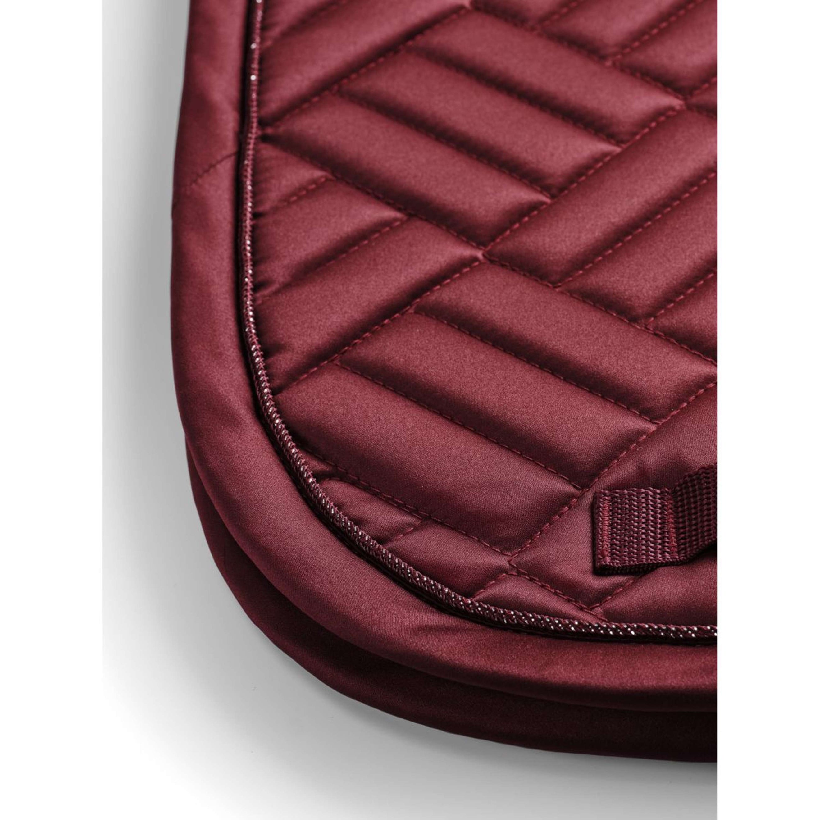 Equestrian Stockholm Tapis de Selle Modern Dressage Bordeaux Equestrian Stockholm Tapis de Selle Modern Dressage Bordeaux