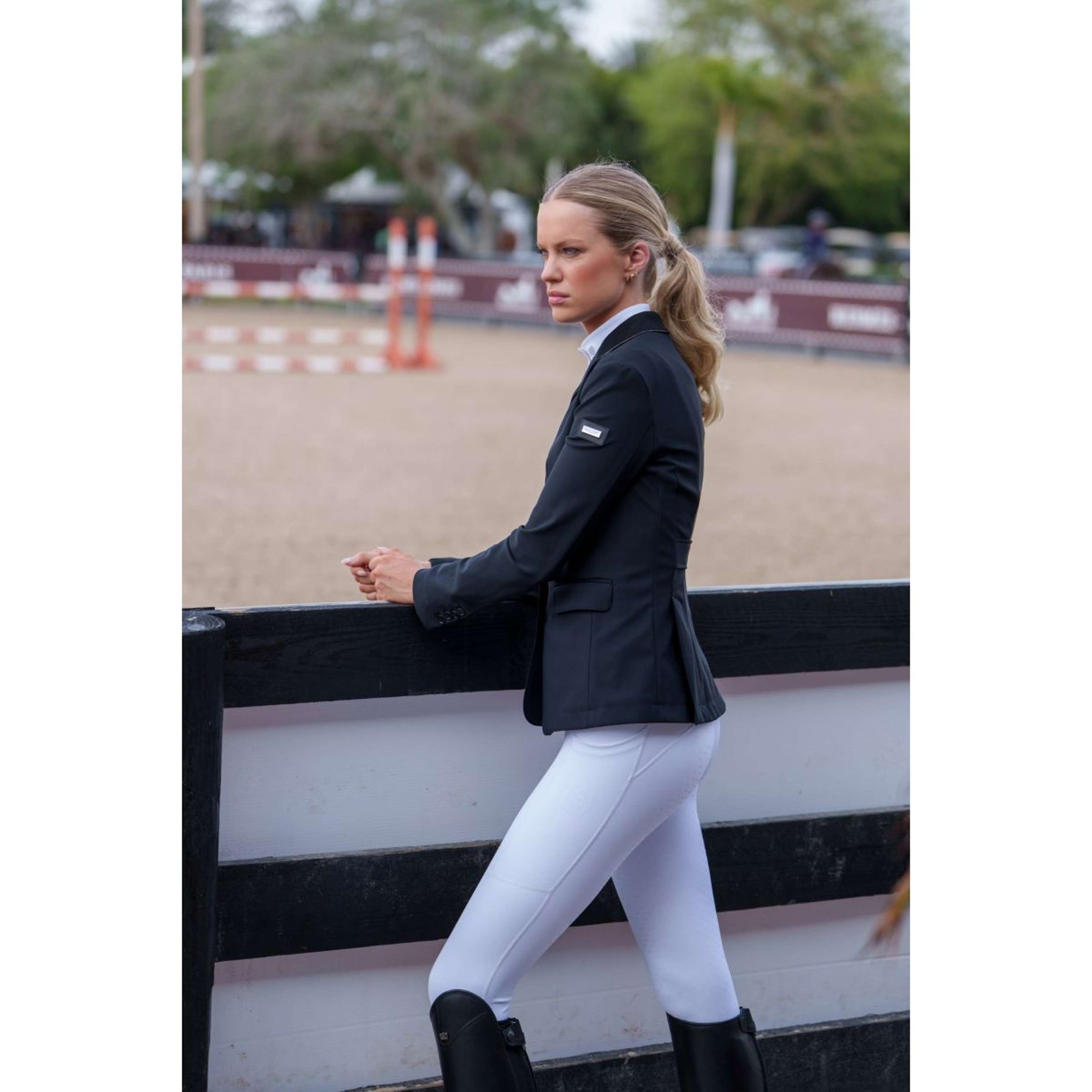 Equestrian Stockholm Petite Veste de Concours Classic Noir Equestrian Stockholm Petite Veste de Concours Classic Noir