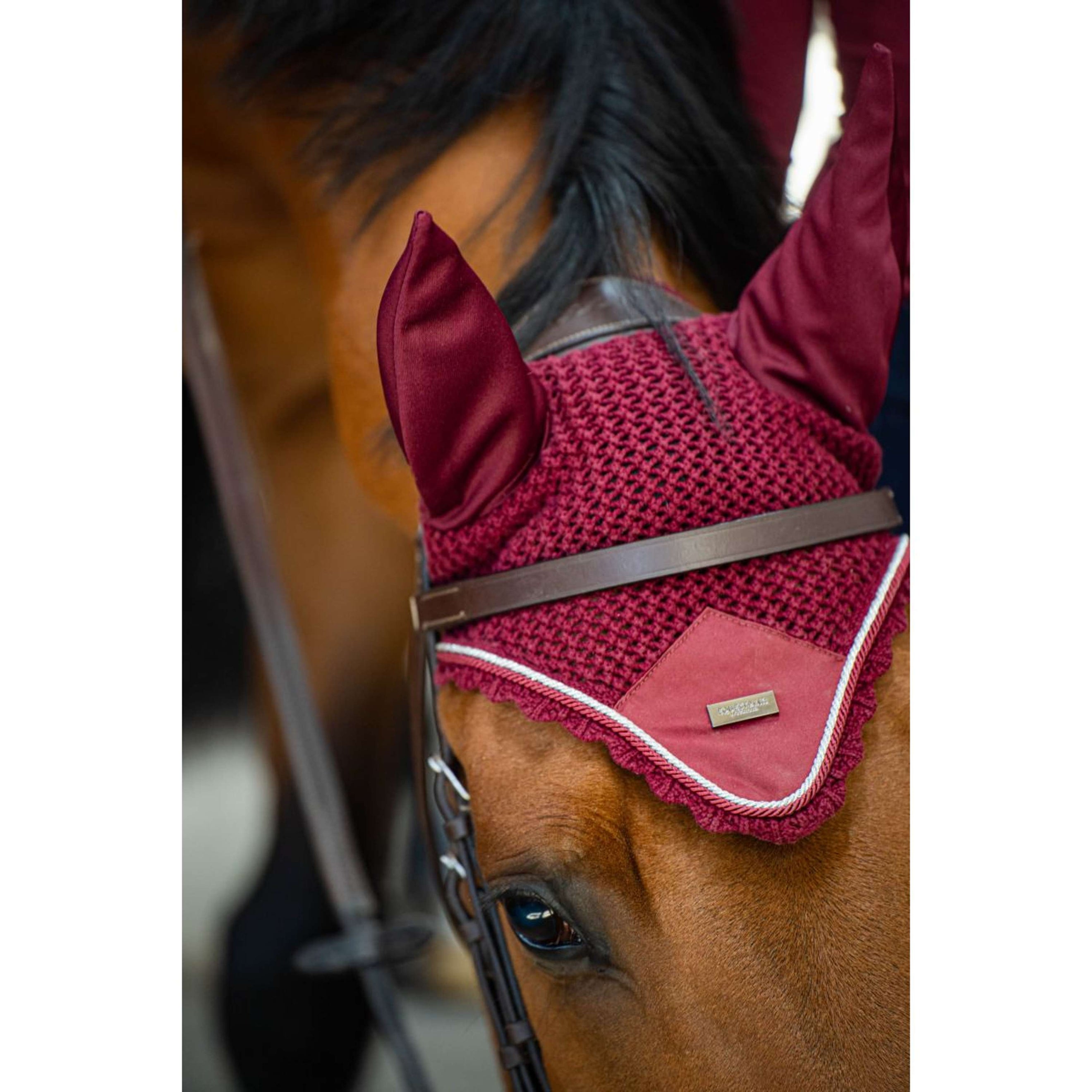 Equestrian Stockholm Bonnet Anti-Mouches Bordeaux Equestrian Stockholm Bonnet Anti-Mouches Bordeaux