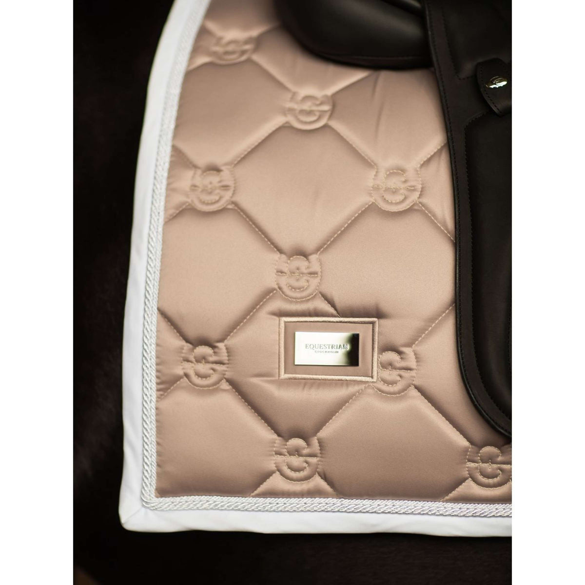Equestrian Stockholm Tapis de Selle Dressage Sable
