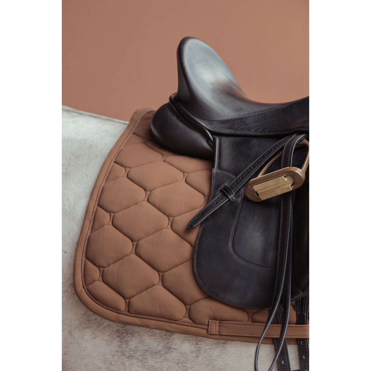 Eskadron Tapis de Selle Heritage Pro Soft Dressage Almond