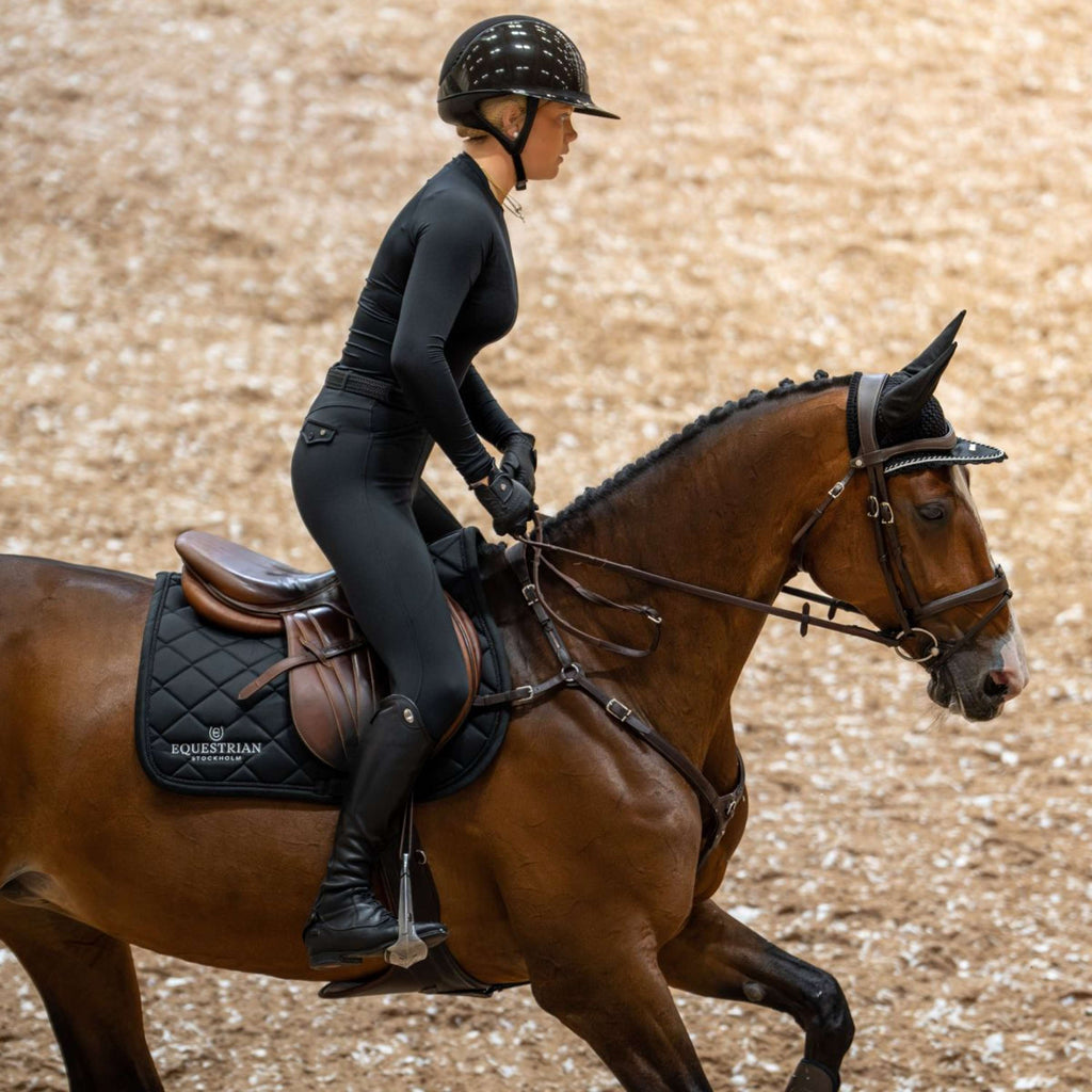 Equestrian Stockholm Tapis de Selle Line de Saut Noir