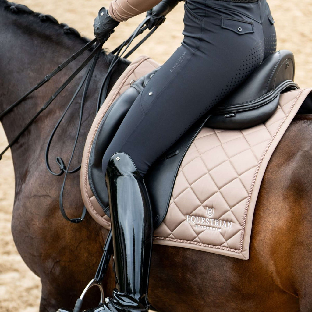 Equestrian Stockholm Tapis de Selle Line Dressage Champagne