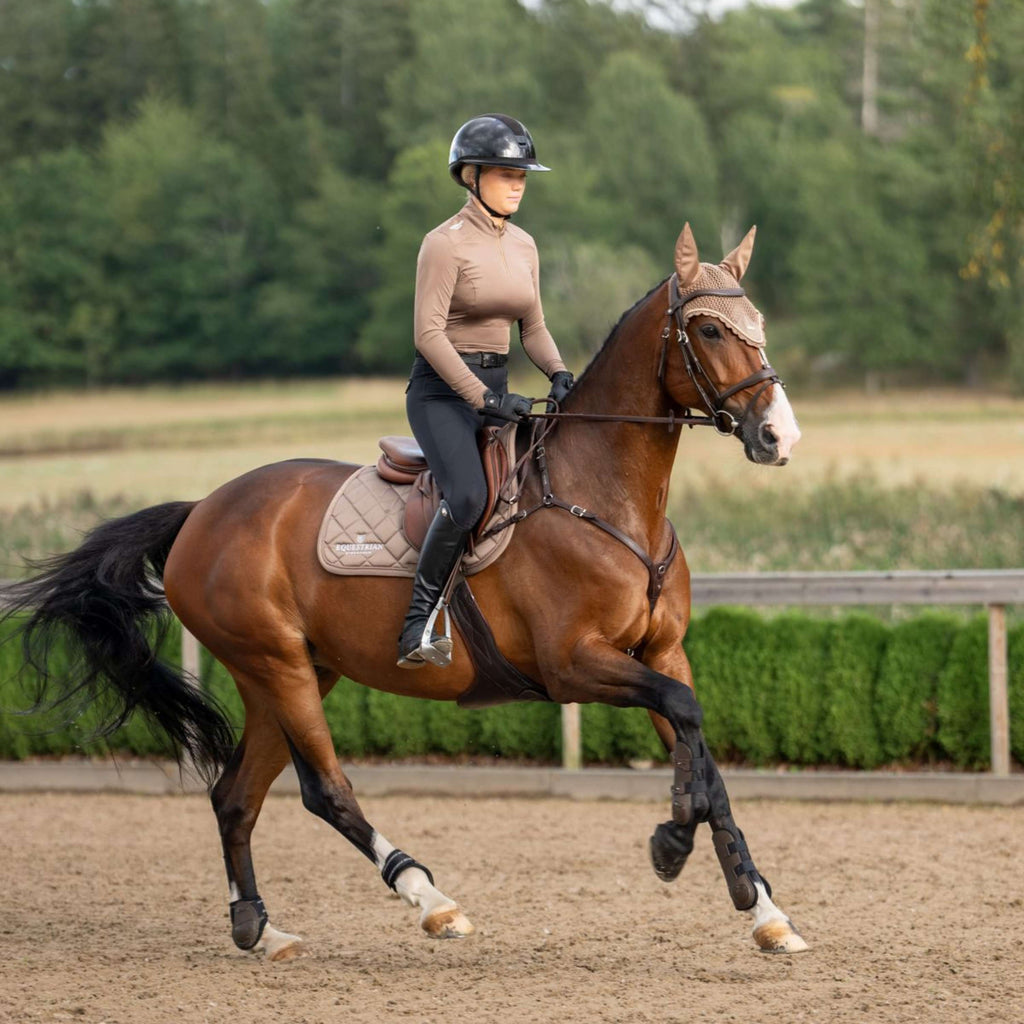 Equestrian Stockholm Tapis de Selle Line de Saut Champagne