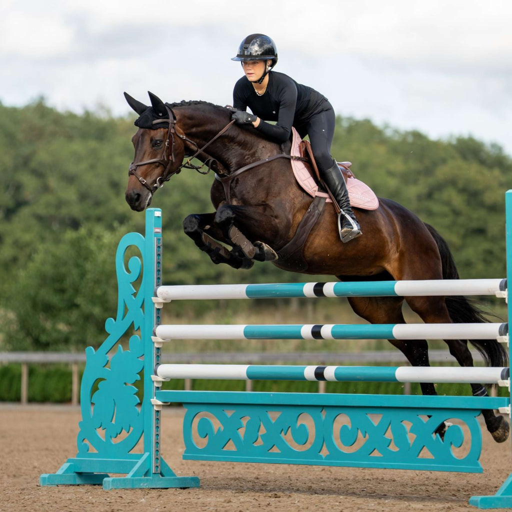 Equestrian Stockholm Tapis de Selle Line de Saut Rose
