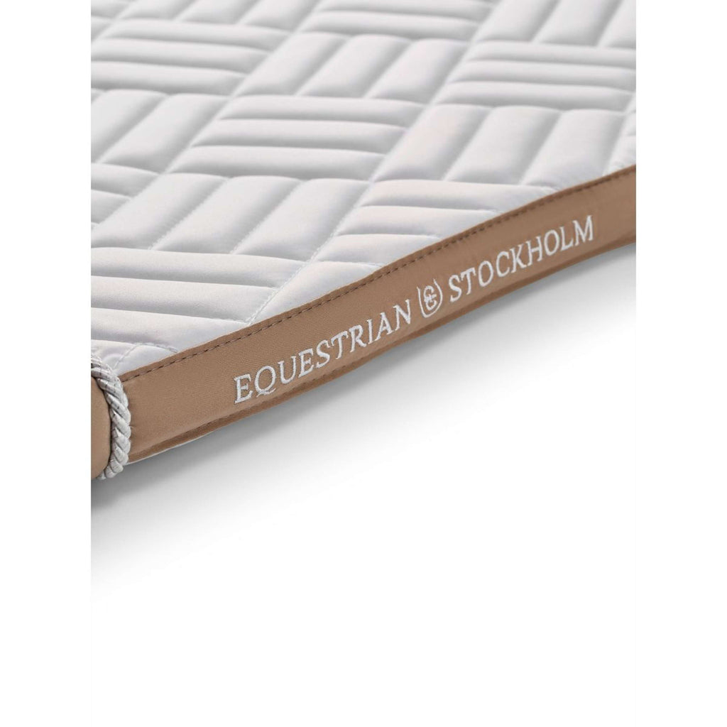 Equestrian Stockholm Tapis de Selle Modern de Saut White Sand