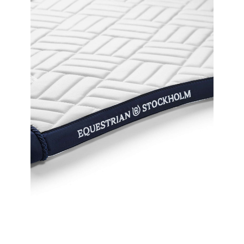 Equestrian Stockholm Tapis de Selle Modern Dressage blanc/marine