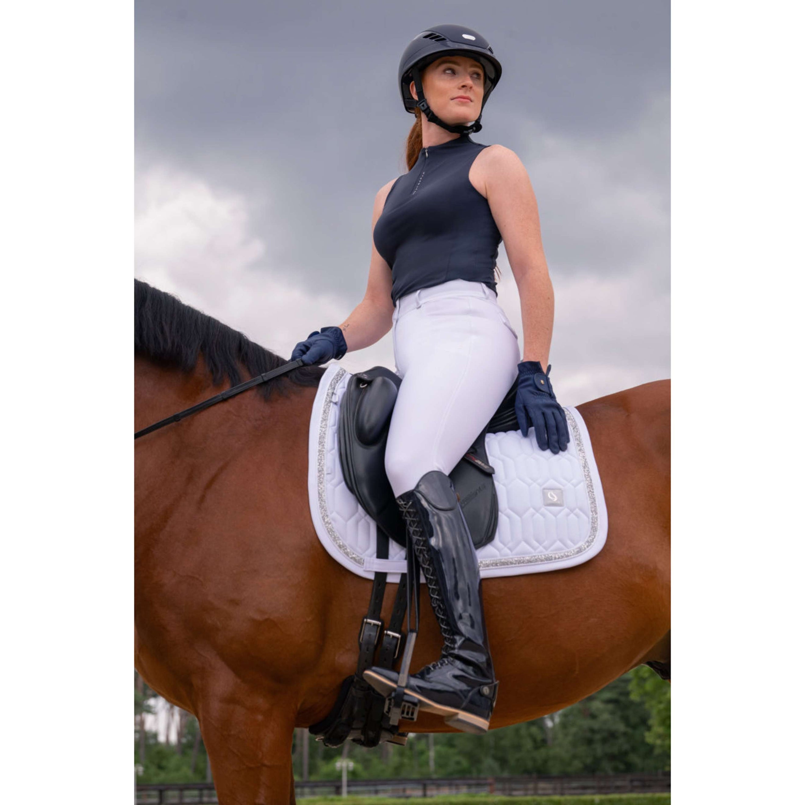 Eskadron Tapis de Selle Classic Sports Softshell Jewel Dressage Blanc Eskadron Tapis de Selle Classic Sports Softshell Jewel Dressage Blanc