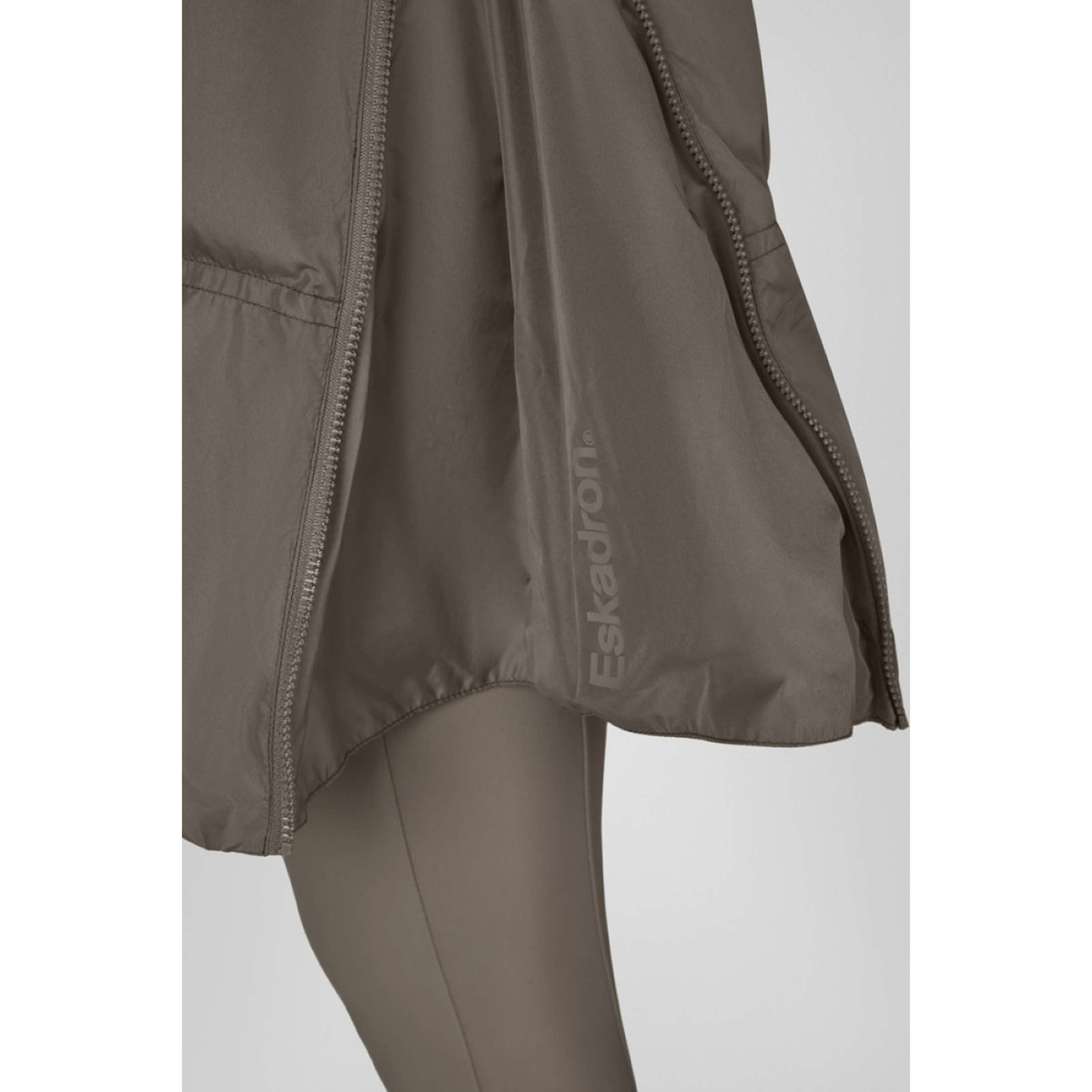 Eskadron Parka Dynamics Powdertaupe
