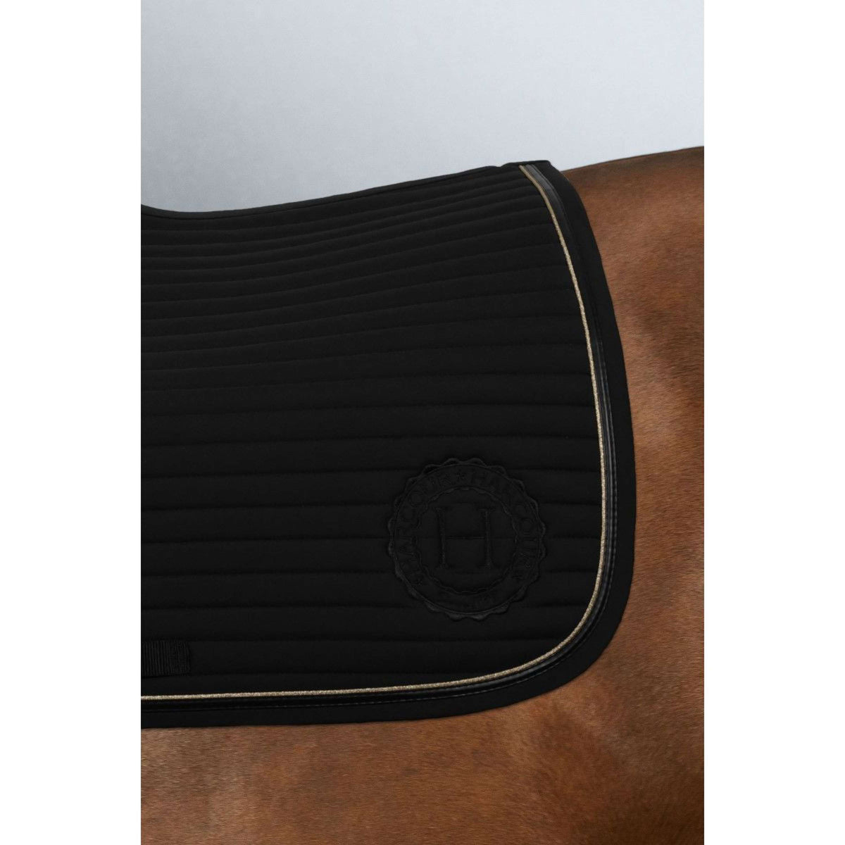 Harcour Tapis de Selle Karembar Noir Or