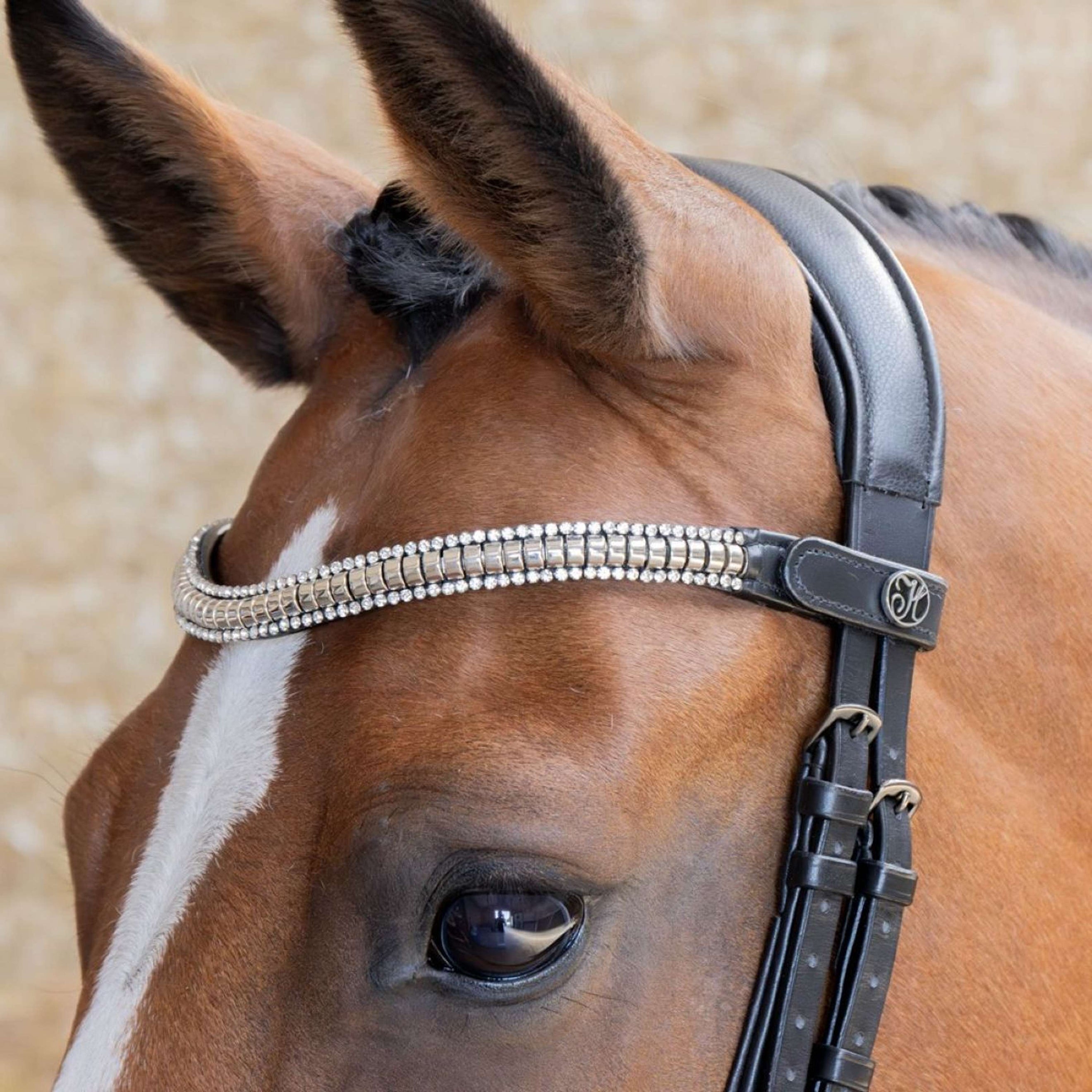 Harry's Horse Frontal Clincher Argent