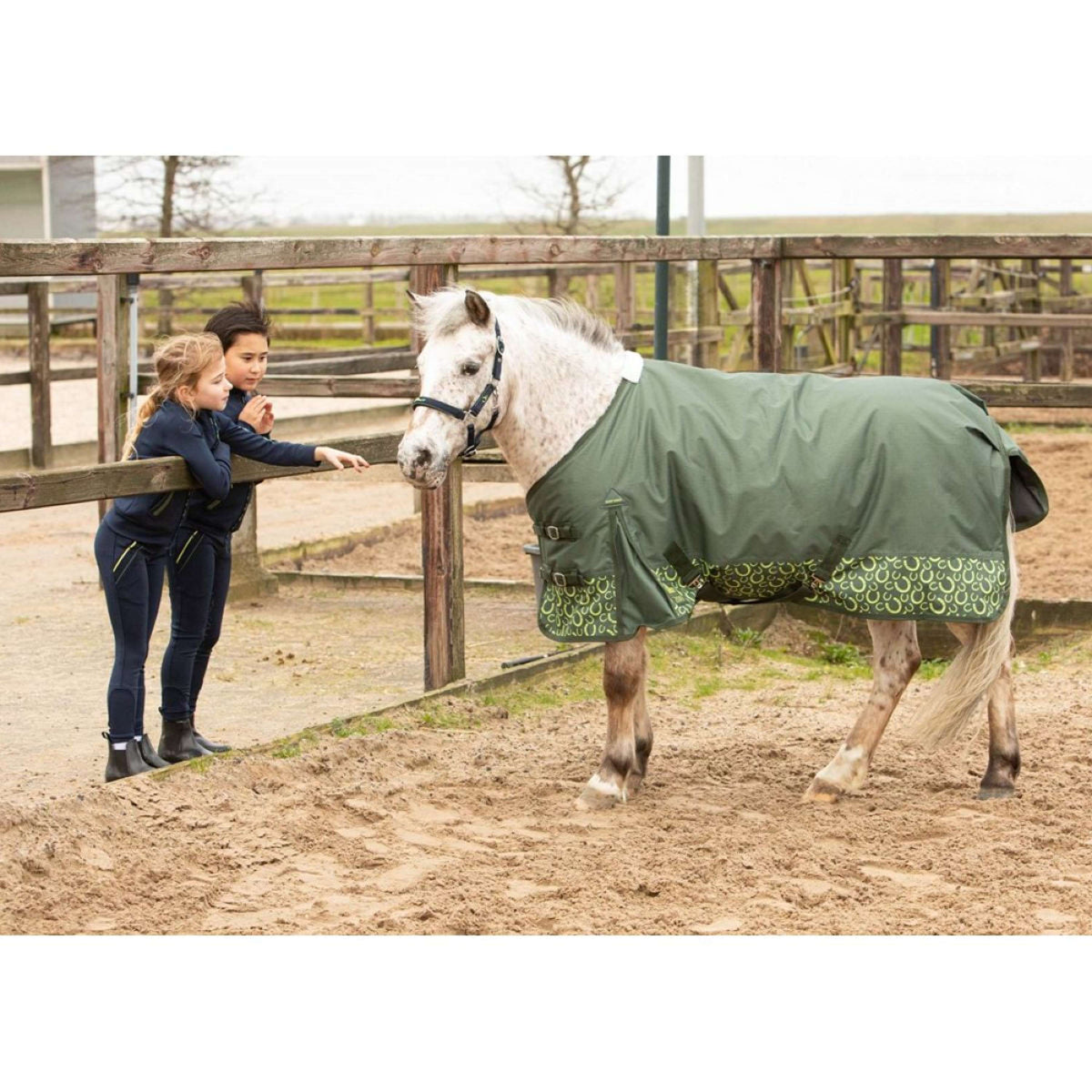 Harry's Horse Couverture Imperméable STOUT! Lime 200g Armée Verte