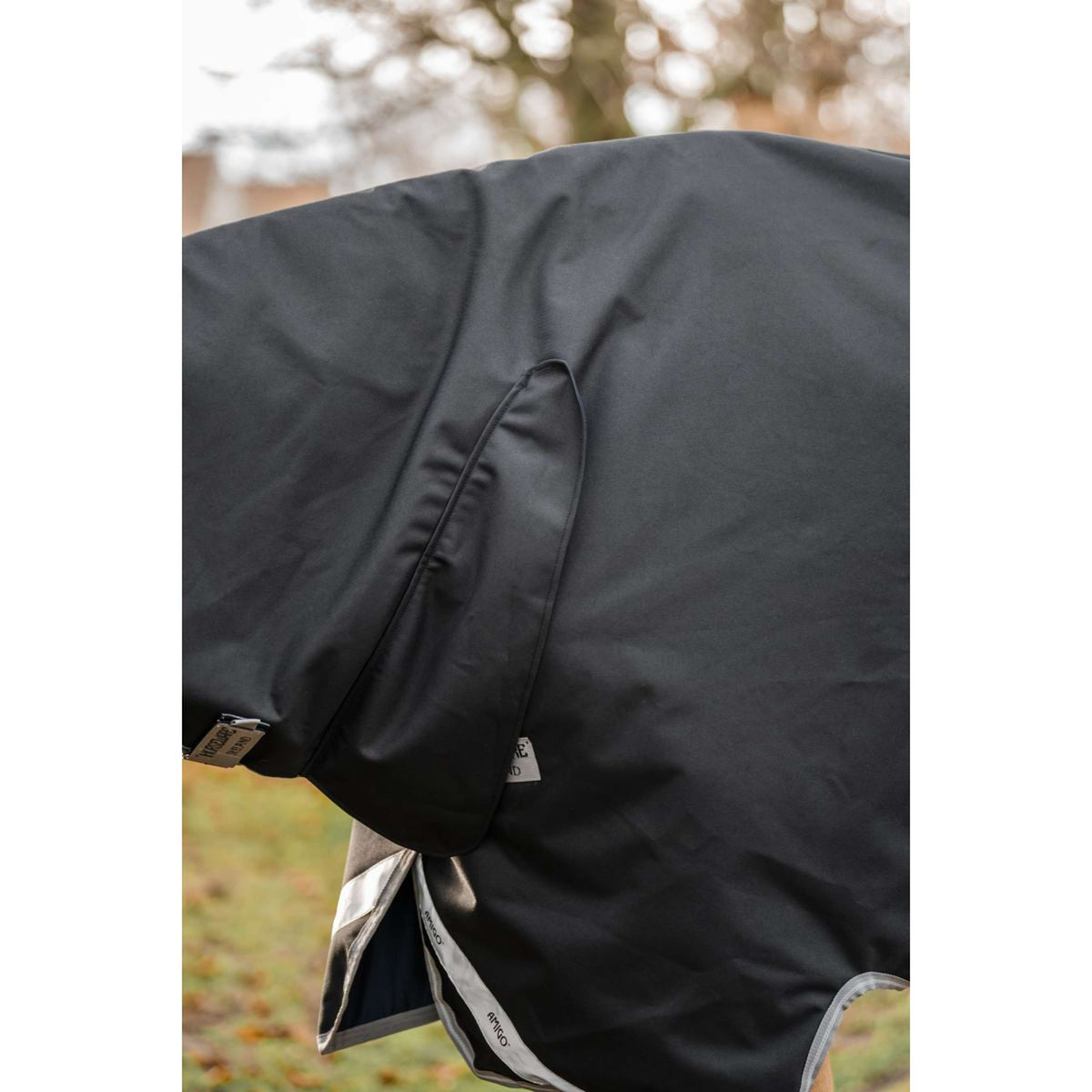 Amigo Turnout Rug Integrated 1200D 150g Black/Titanium Grey/Silver