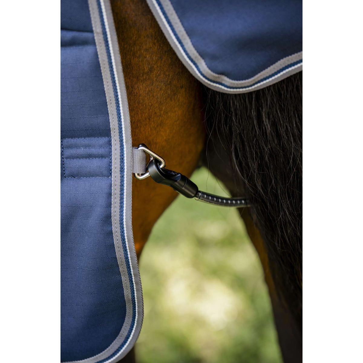 Rambo Optimo Couverture d'Écurie 200g Navy/Thunderstorm Grey/Silver