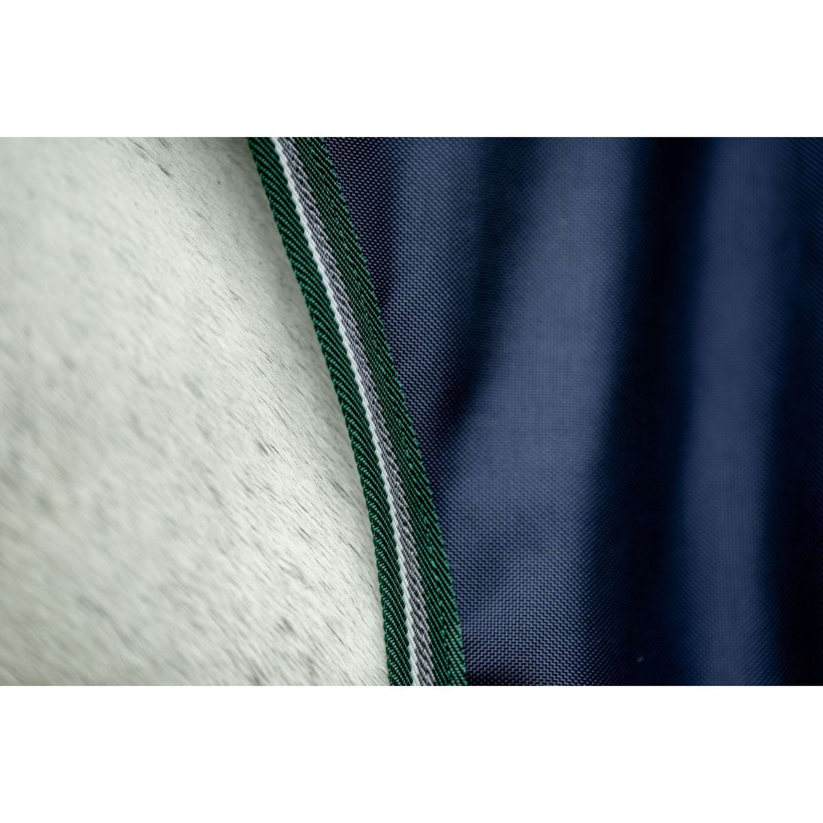 Rambo Wug Turnout Lite 50g Navy/Hunter Green