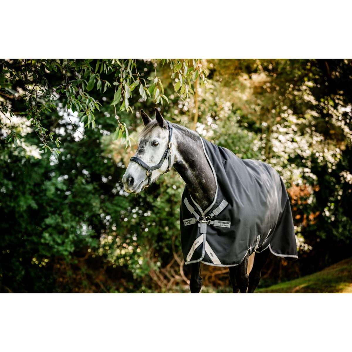 Amigo Wug Turnout 1200D 50g Noir/Gris Titane/Argent