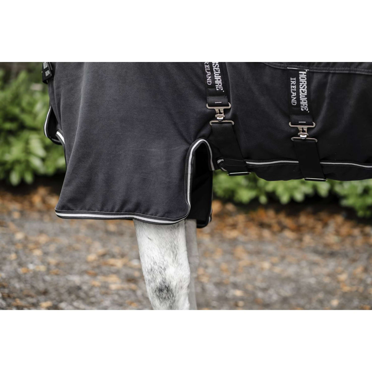 Horseware Show Ready Rug Black/Black/Silver