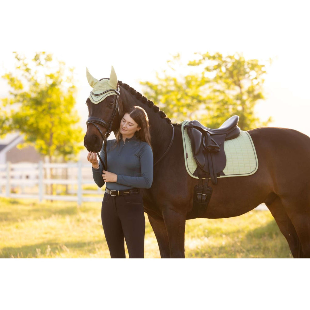 LeMieux Tapis de Selle Suede Square Dressage Macaron