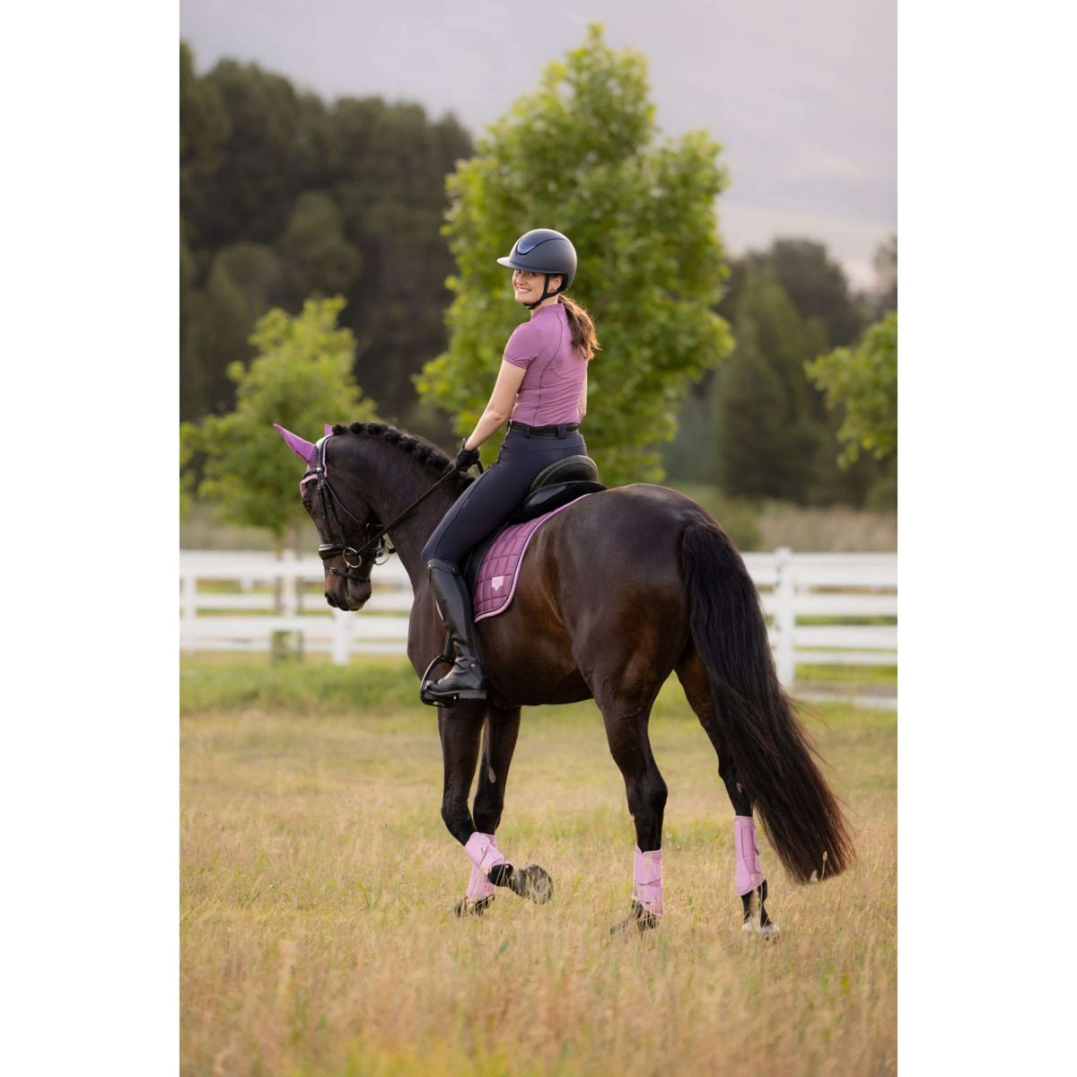 LeMieux Tapis de Selle Loire Classic Square Dressage Mallow