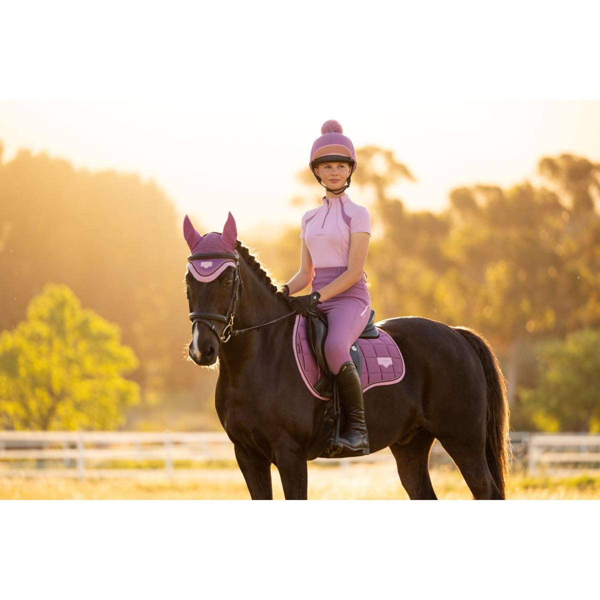 LeMieux Tapis de Selle Loire Classic Square Polyvalent Mallow