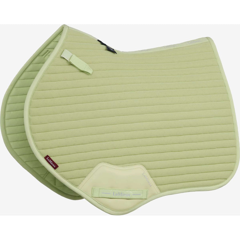 LeMieux Tapis de Selle Air-Tek Mesh Close Contact Square de Saut Macaron