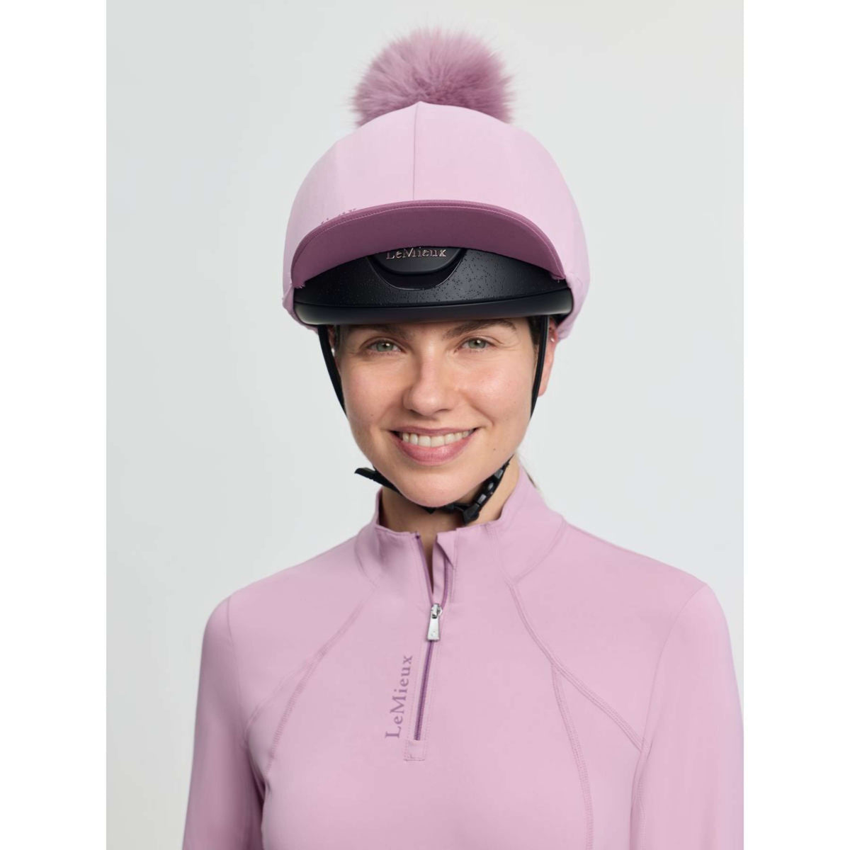 LeMieux Cache-capuchon Classique Pom Fondant