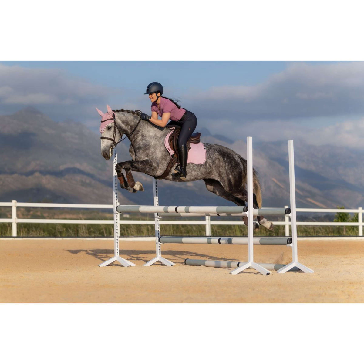 LeMieux Tapis de Selle Essence Close Contact Square de Saut Fondant