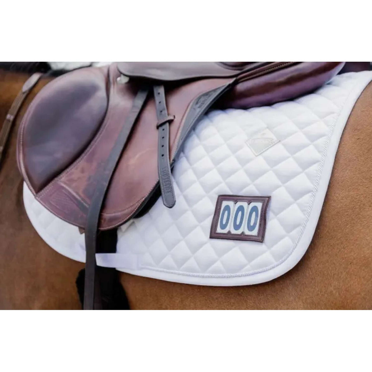 Kentucky Horsewear Tapis de Selle Diamond Competiton de Saut Blanc