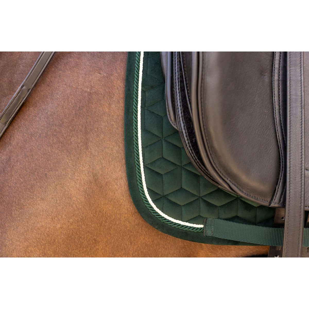 Kentucky Tapis de Selle Velvet Dressage Pine Green