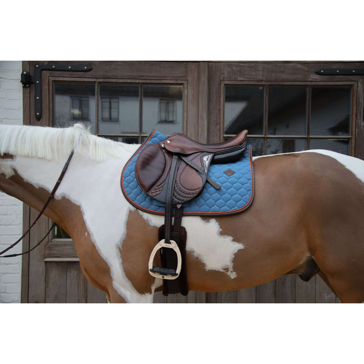 Kentucky Horsewear Tapis de Selle Onion Quilt Leather Neon de Saut Bleu