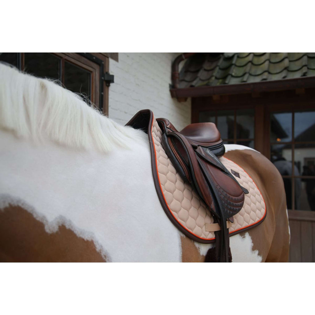 Kentucky Horsewear Tapis de Selle Onion Quilt Leather Neon de Saut Beige