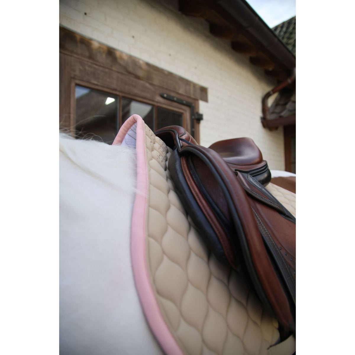 Kentucky Horsewear Tapis de Selle Softshell Onion Quilt de Saut Beige/Vieux Rose