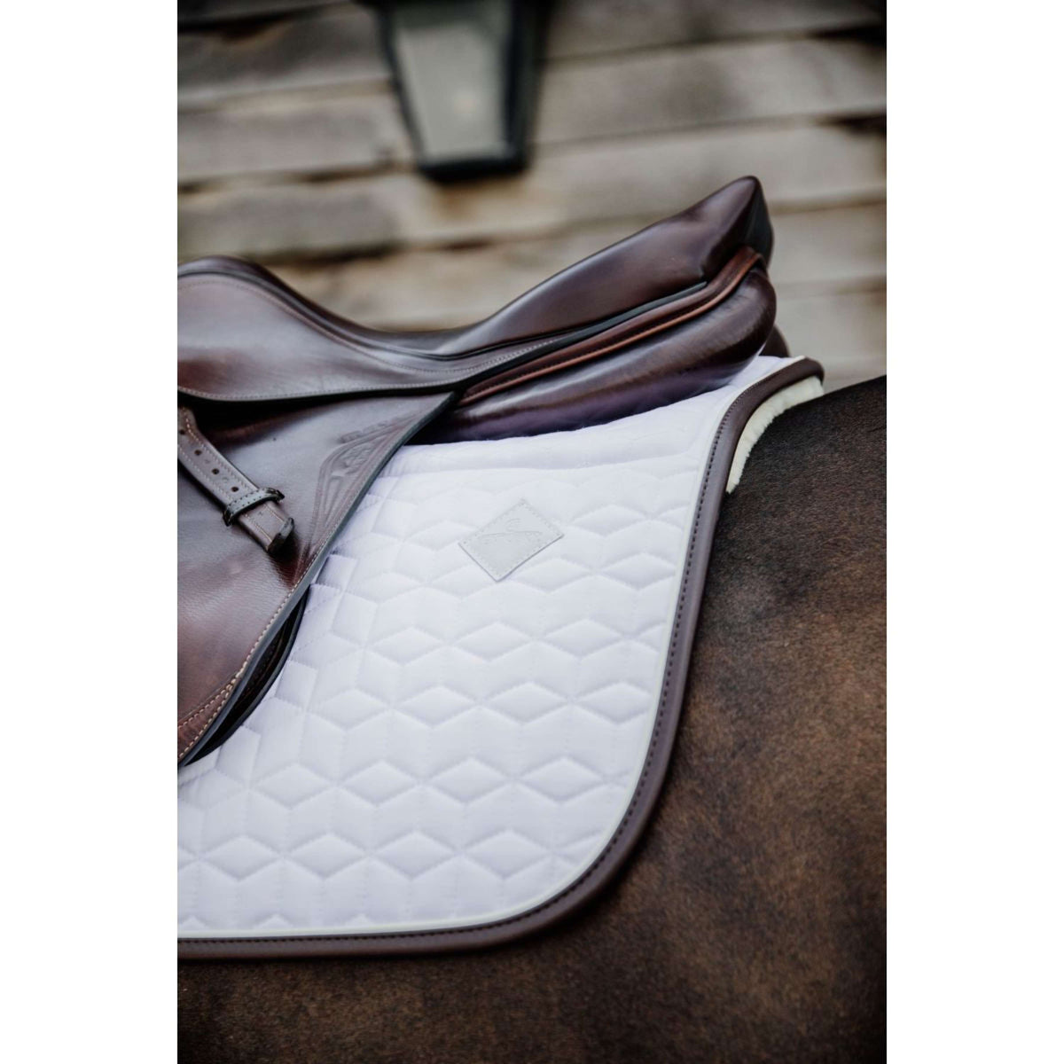 Kentucky Tapis de Selle Skin Friendly de Saut Blanc