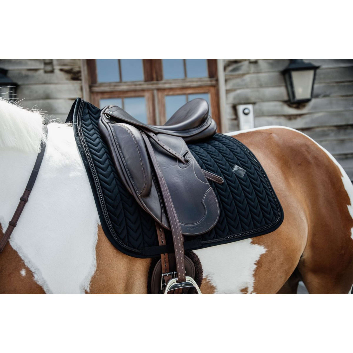 Kentucky Tapis de Selle velours Pearls Dressage Noir