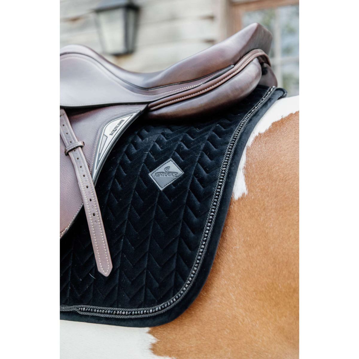 Kentucky Tapis de Selle velours Pearls de Saut Noir