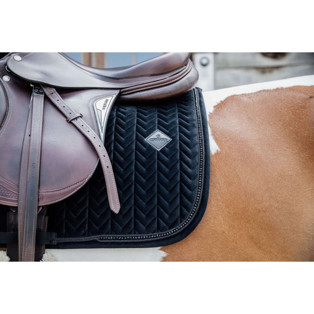 Kentucky Tapis de Selle velours Pearls de Saut Noir