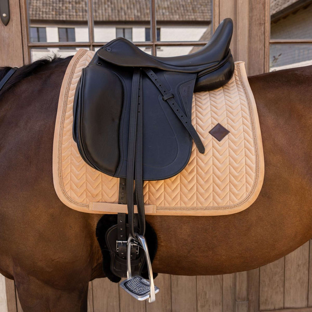 Kentucky Tapis de Selle Velvet Mini Pearls Dressage Beige