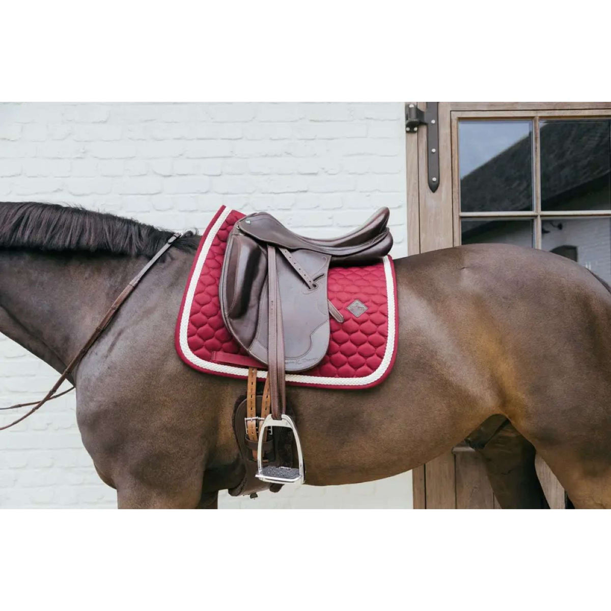 Kentucky Horsewear Tapis de Selle Plaited Dressage Bordeaux