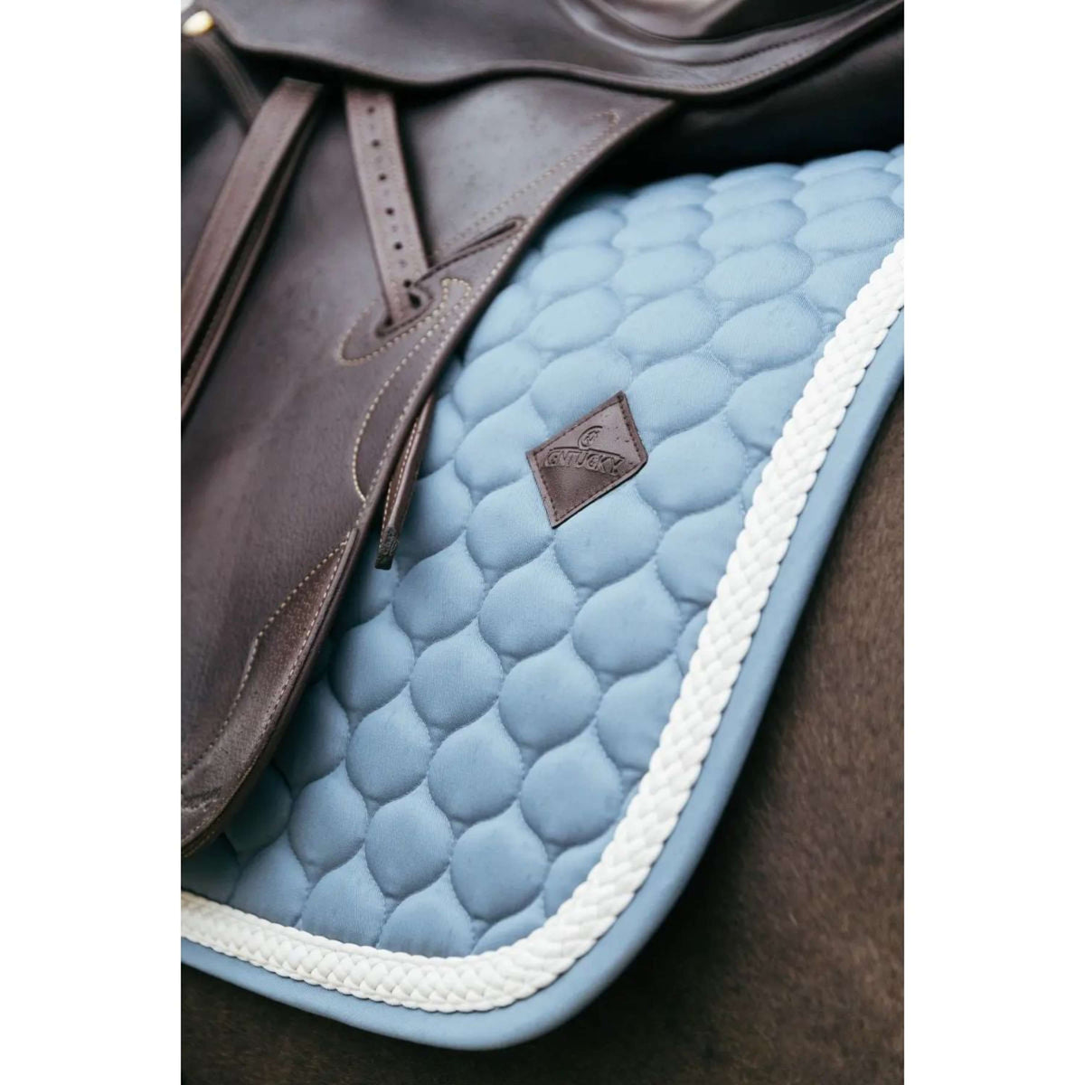 Kentucky Tapis de Selle Plaited Dressage Bleu clair