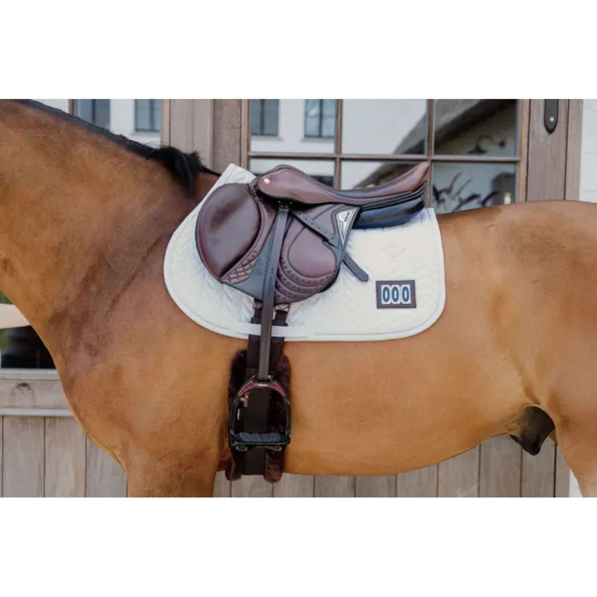 Kentucky Horsewear Tapis de Selle Fishbone Competiton de Saut Blanc