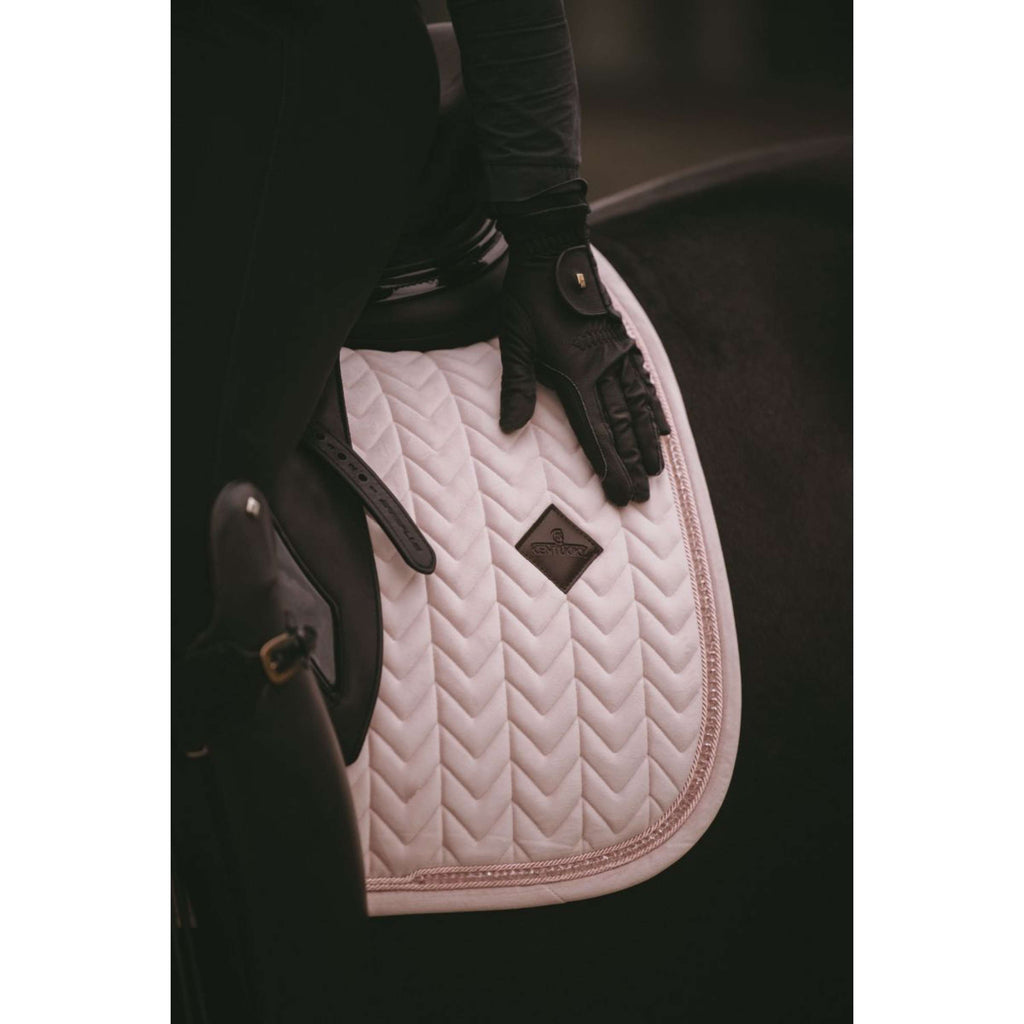 Kentucky Tapis de Selle velours Pearls Dressage Soft Rose