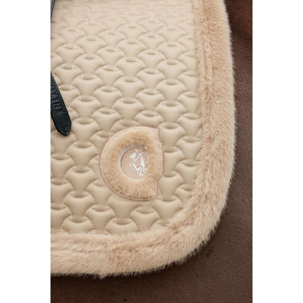 Kentucky Horsewear Tapis de Selle Fake Fur Onion Quilt Dressage Beige
