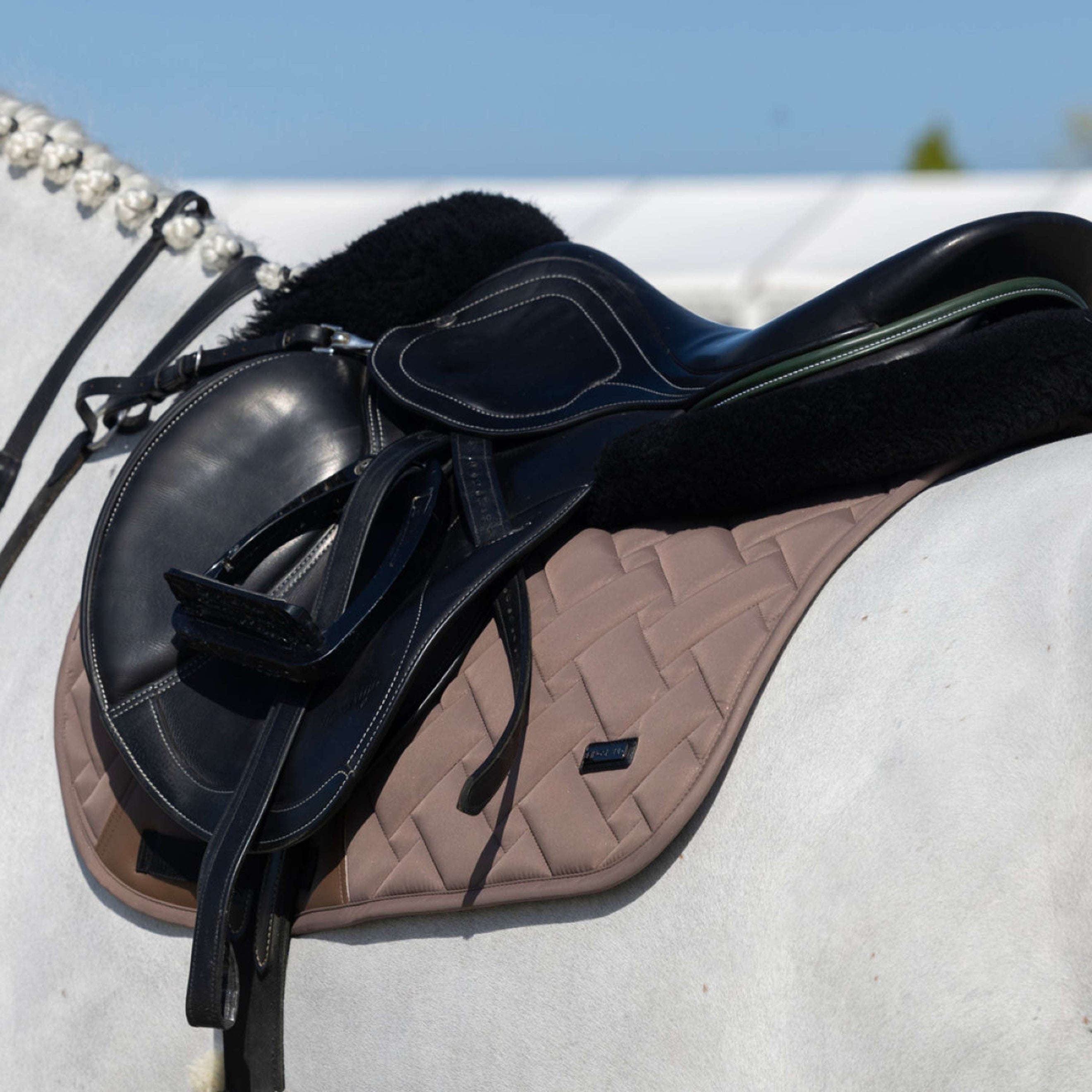 Kingsland Tapis de Selle KLLexie de Saut Brown Iron Kingsland Tapis de Selle KLLexie de Saut Brown Iron