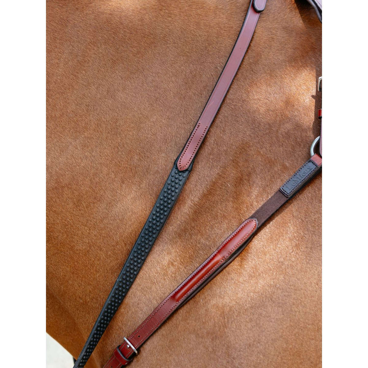 LeMieux Collier de Chasse D-Ring Attachment Châtaigne