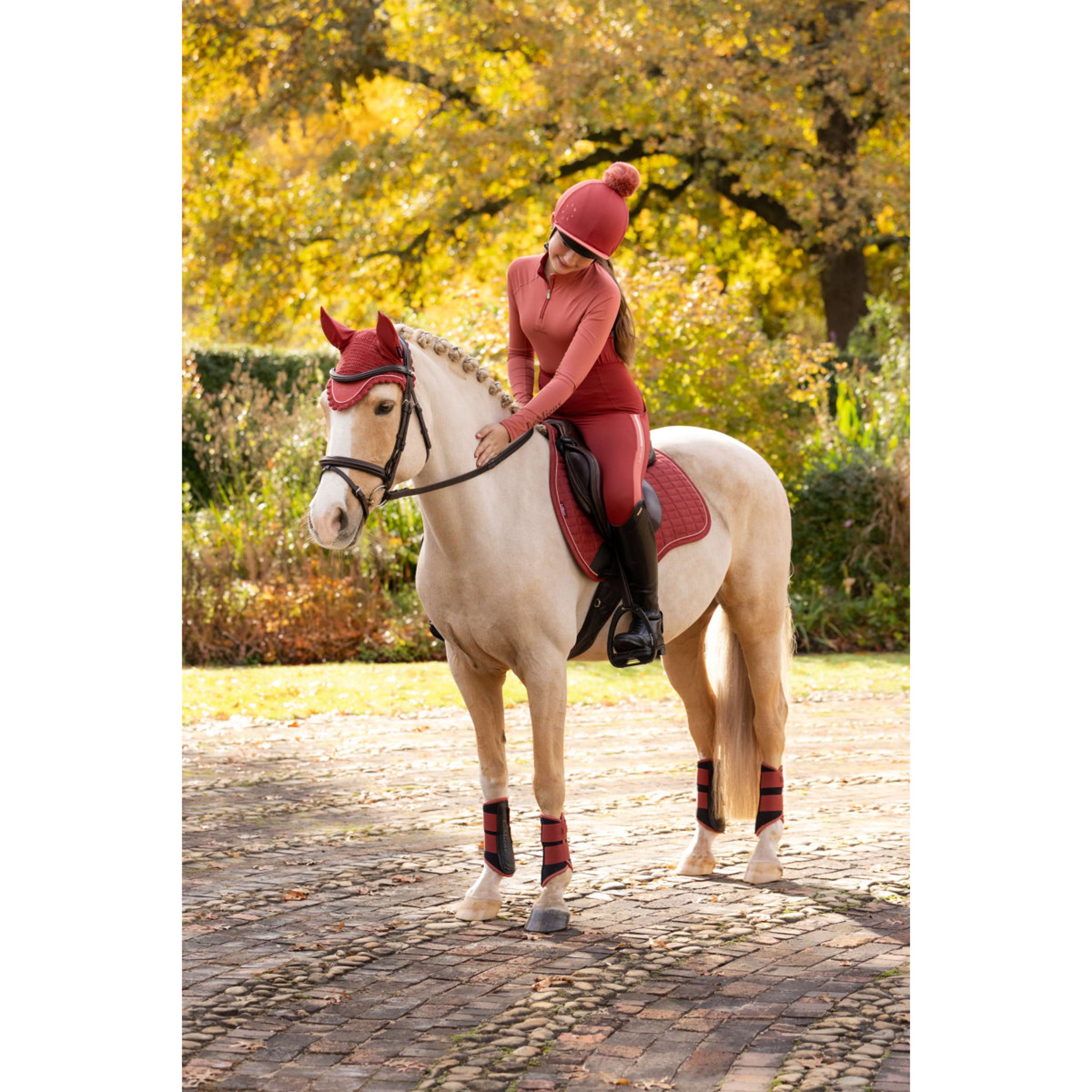 LeMieux Tapis de Selle Suede Square Polyvalence Russet