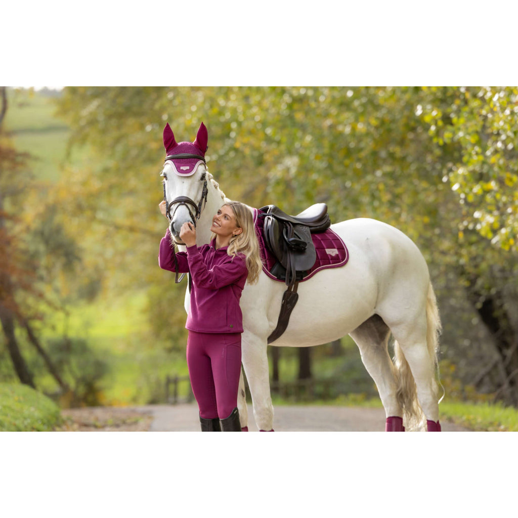 LeMieux Tapis de Selle Loire Classic Square Polyvalence Blackberry